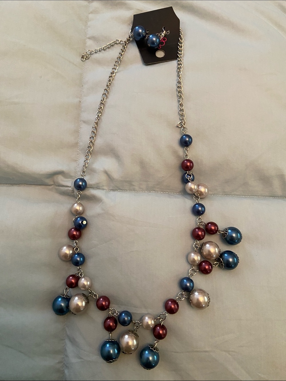 paparazzi Blue, Burgundy & Pearl Cluster Necklace